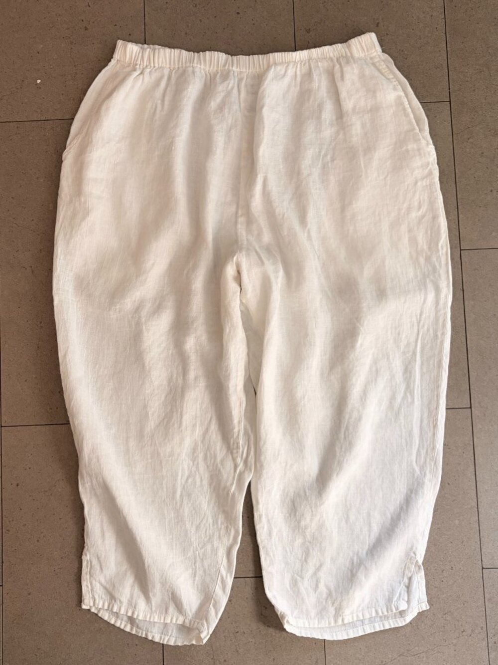 FLAX brand cropped white 100% linen pants/capris/Floods-Large
